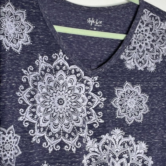 Style & Co. Plus Size Macy’s purple Mandala short sleeve T-Shirt Size 2X - Picture 3 of 9